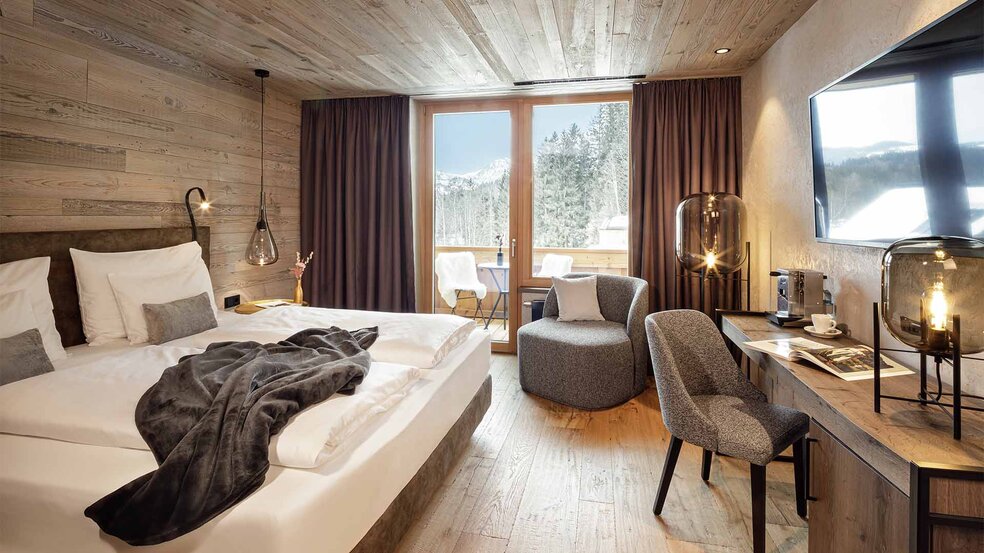Doppelzimmer-Komfort-Alpenhotel-Kitzbuehel-Schwarzsee