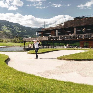 Golfclub-Zillertal-Uderns-18-1-Alpenhotel-Kitzbuehel-Schwarzsee
