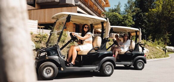 E-Cars-Sommer-2-Alpenhotel-Kitzbuehel-Schwarzsee E-Cars-Sommer-2-Alpenhotel-Kitzbuehel-Schwarzsee