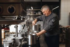 Kuechenchef-1-Alpenhotel-Kitzbuehel-Schwarzsee