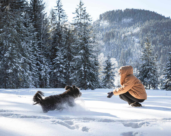 Urlaub-mit-Hund-Winter-18-Alpenhotel-Kitzbuehel-Schwarzsee