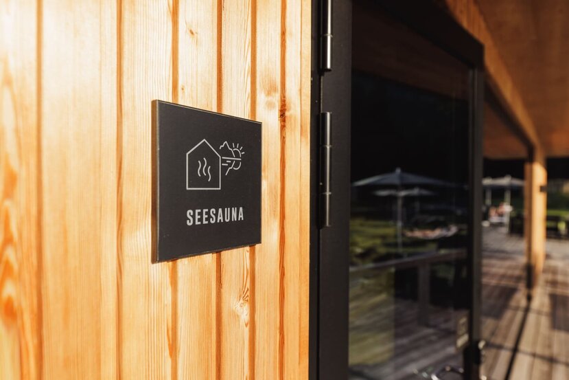 Herbst-See-Sauna-29-Alpenhotel-Kitzbuehel-Schwarzsee