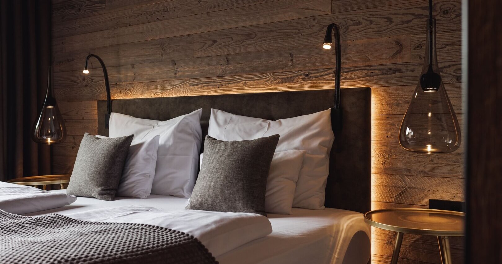 Doppelzimmer-Klassik-6-Alpenhotel-Kitzbuehel-Schwarzsee