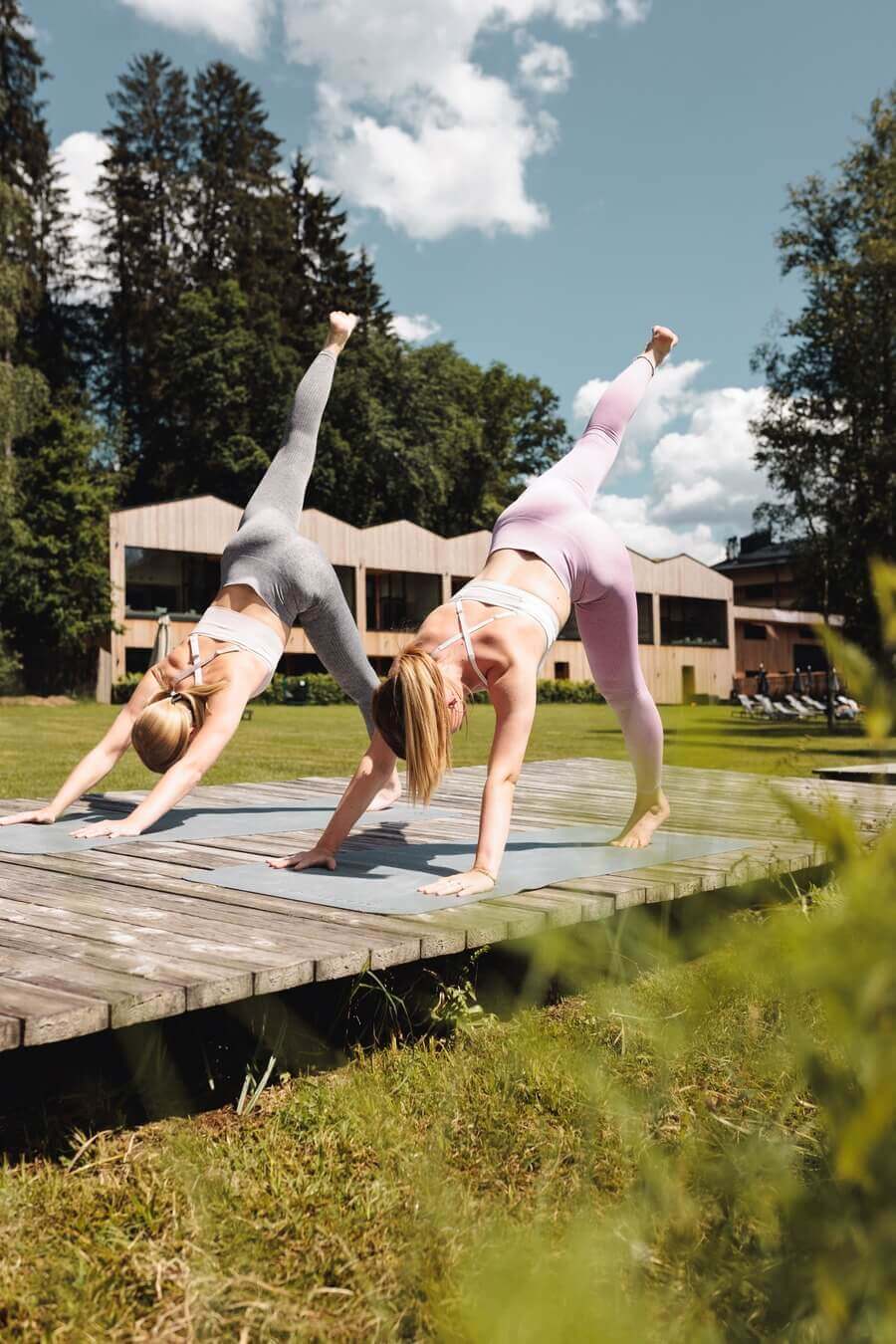 Yoga-Sommer-64-Alpenhotel-Kitzbuehel-Schwarzsee
